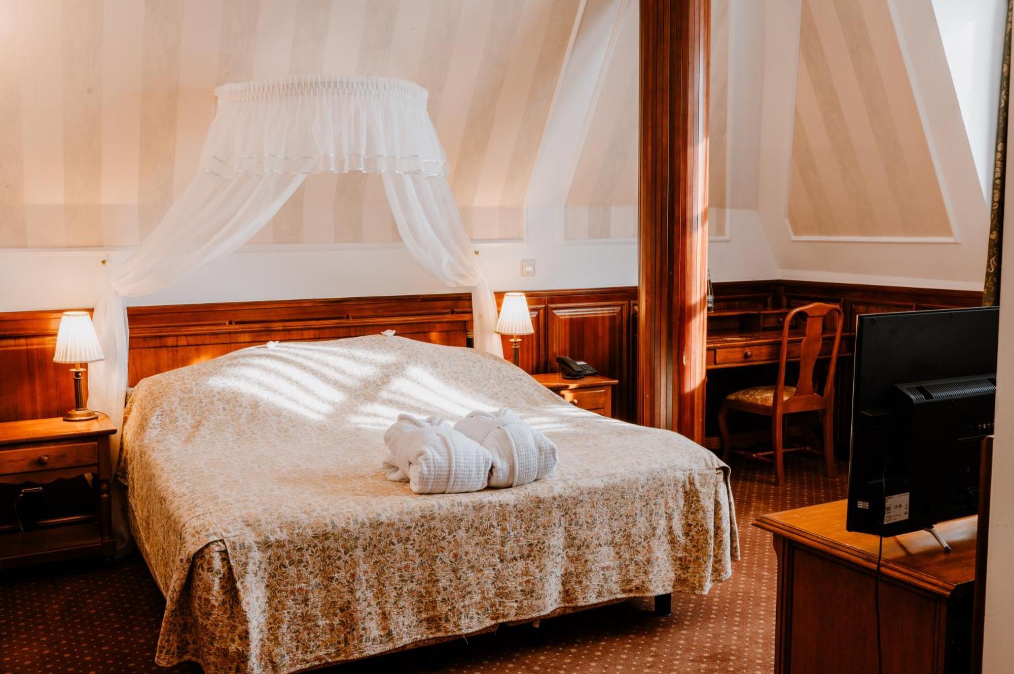Kastelyhotel Sasvar Resort Parádsasvár 외부 사진